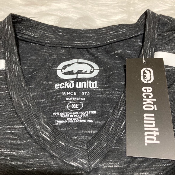 ECKO Men’s Black White Splashes Short Sleeves VNeck Shirt Shoulder Logo - Picture 3 of 5